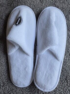 InterContinental Hotel Luxury Spa Slippers White Plush Unisex New